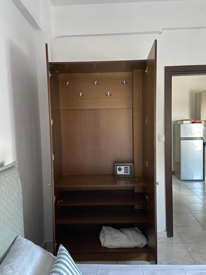 شقة Efi'S House فلوغيتا المظهر الخارجي الصورة