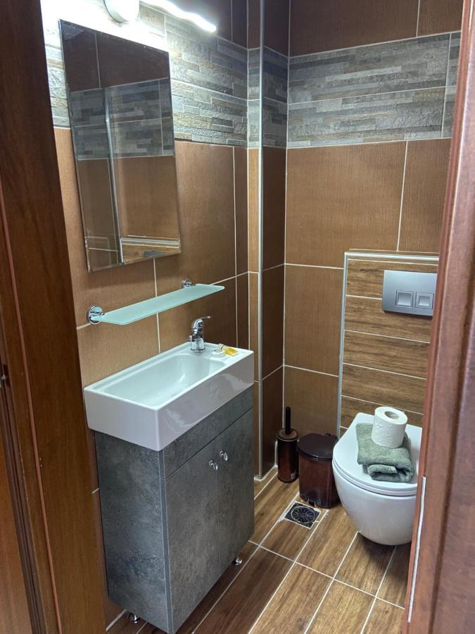 شقة Efi'S House فلوغيتا المظهر الخارجي الصورة